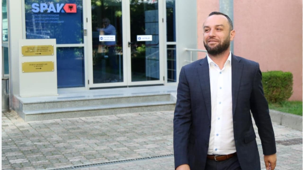 Gjykata dënon ish-deputetin Jurgis Çyrbja dhe Altin Hajrin