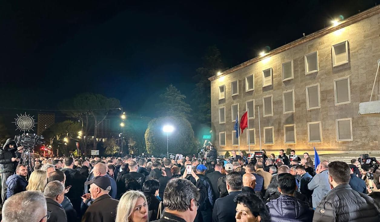 “Foltorja” e PD, masat e marra nga policia Tiranë dhe rrugët që bllokohen