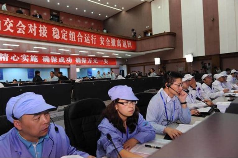 Astronautët e bllokuar në stacionin hapësinor, Kina përgatit plan emergjence për t’i rikthyer 