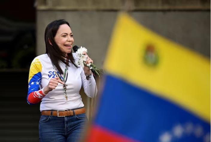 Venezuela thotë se liderja e opozitës do të konsiderohet e arratisur nëse merr çmimin Nobel