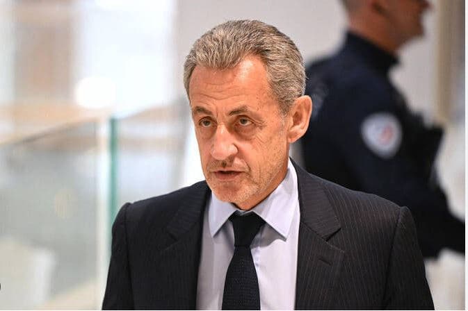 Ish-Presidenti francez, Nicolas Sarkozy do të publikojë kujtime nga burgu për 20 ditët e tij pas hekurave