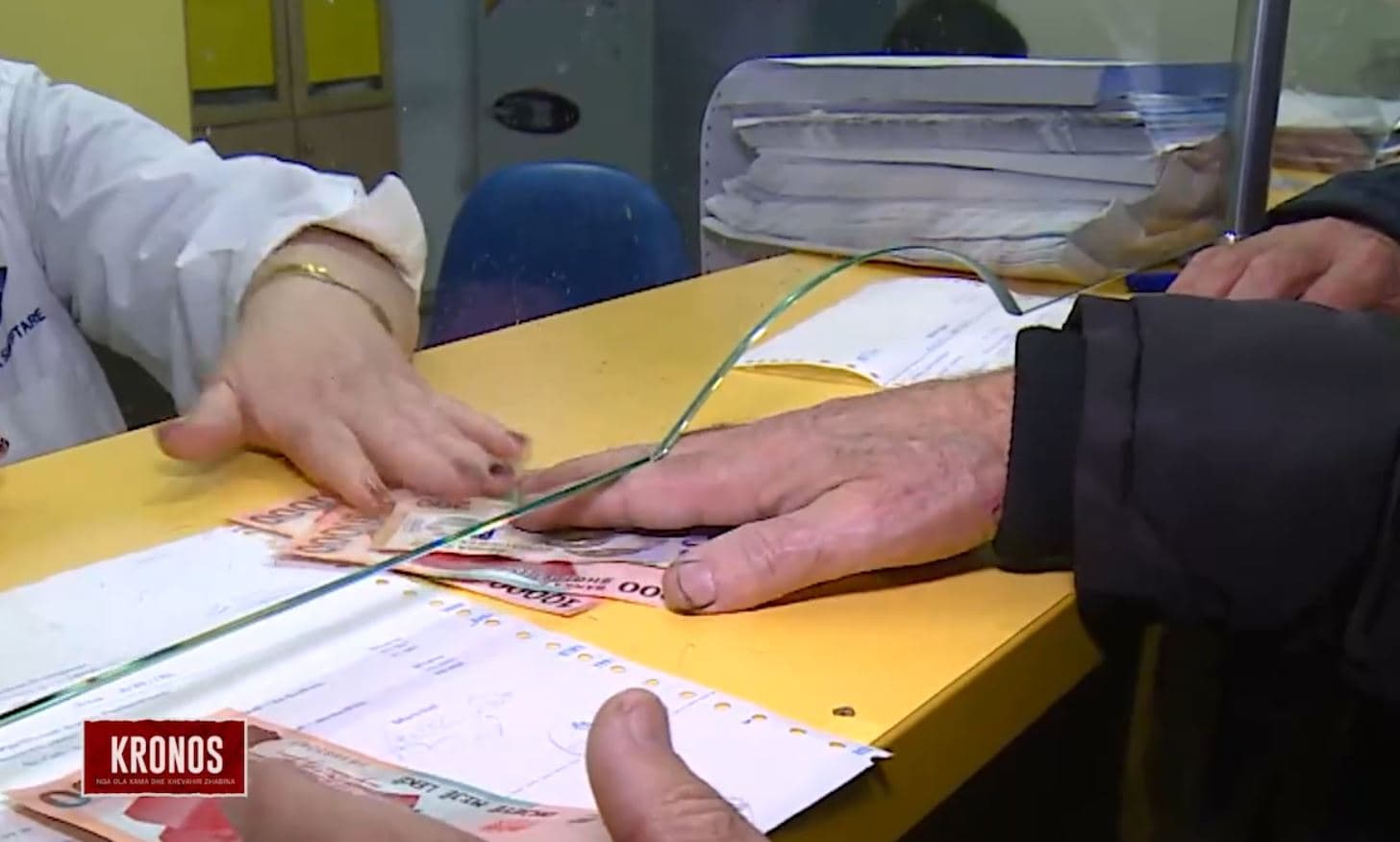 Si ndahet buxheti 2026/ Sa shkojnë për pensionet, rrugët dhe koncesionet