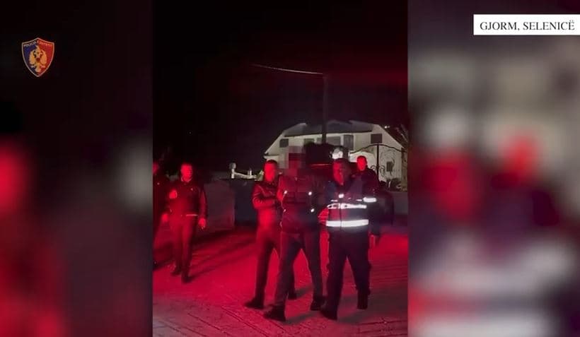 Pas pesë orësh arrati, arrestohet i riu që vrau kushëririn në Gjorm të Vlorës
