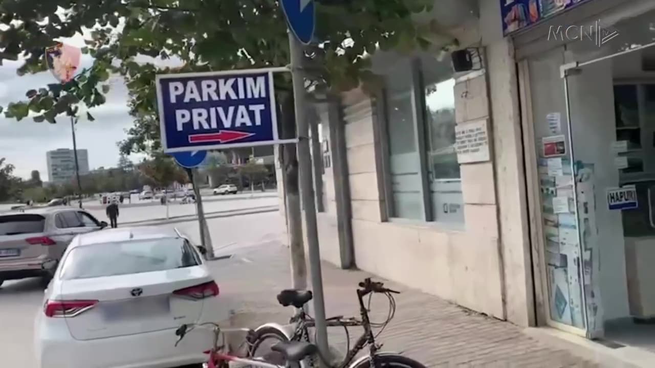 Lavazhet dhe parkingjet zaptuan hapësirat / Arrestohen 10 persona, 123 të tjerë në hetim (VIDEO)
