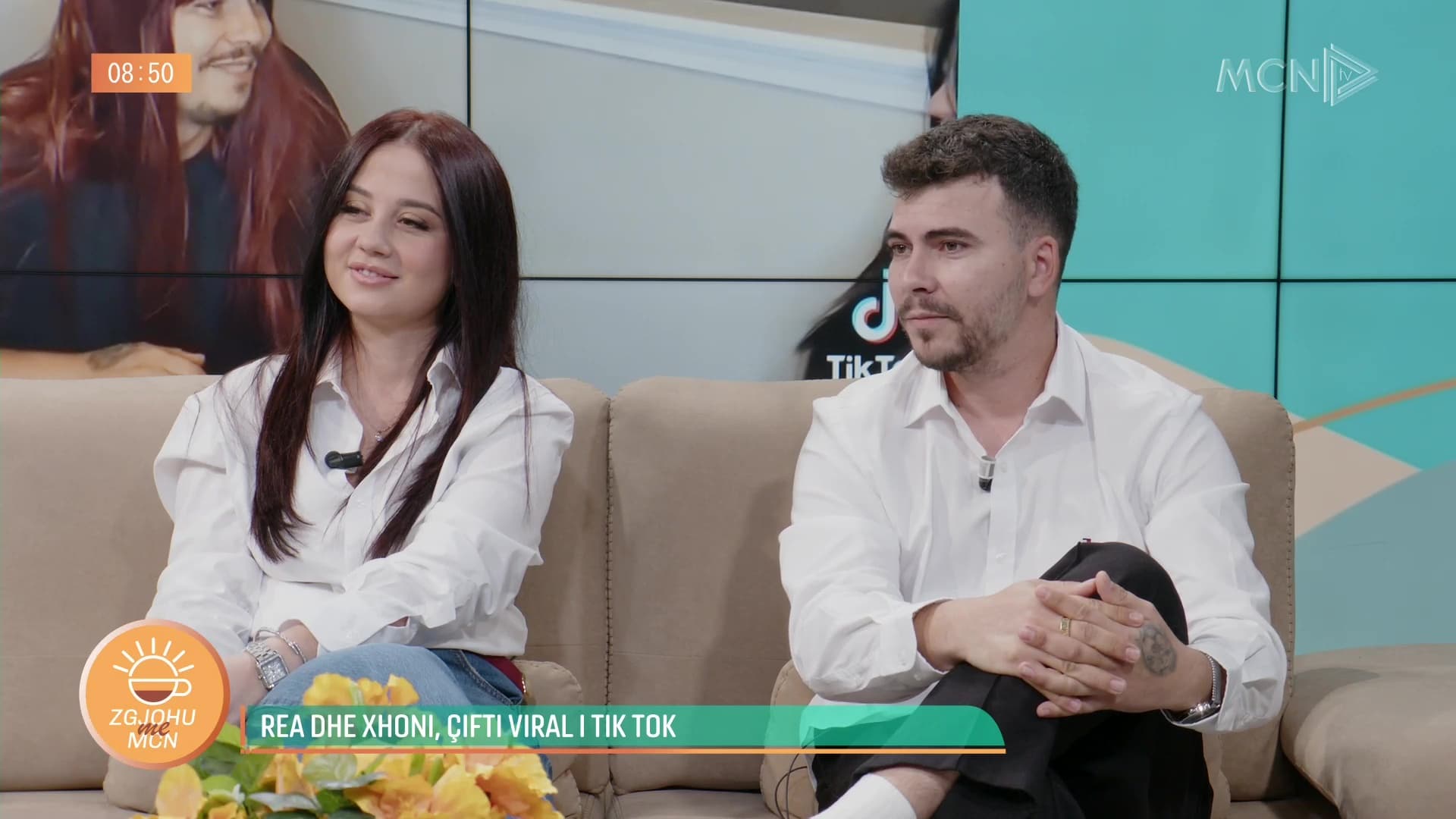 Rea dhe Xhoni, çifti viral i TikTok: Si u bëmë pjesë e rrjeteve sociale dhe fituam zemrat e ndjekësve