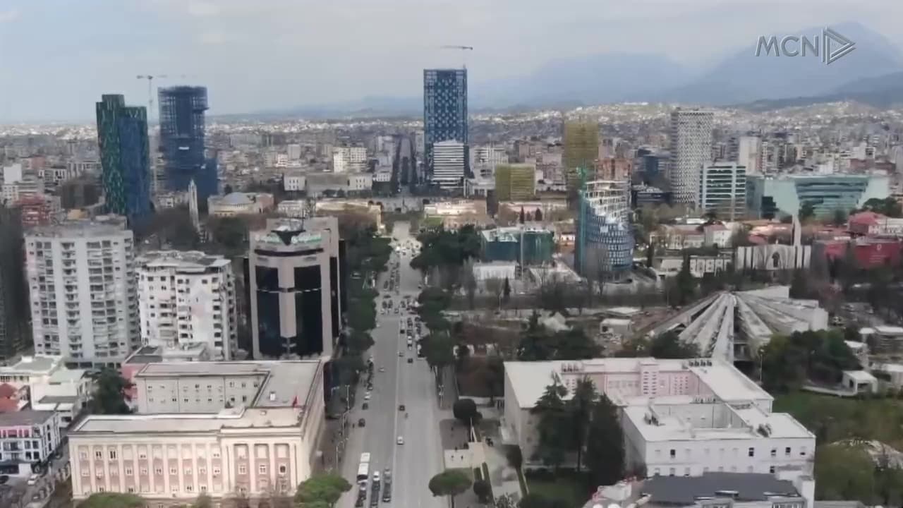 Shqipëria, 100 vite larg standardeve të BE-së / Raporti i Institutit të Vjenës: Nivel i ulët i arsimit dhe qeverisjes (VIDEO)