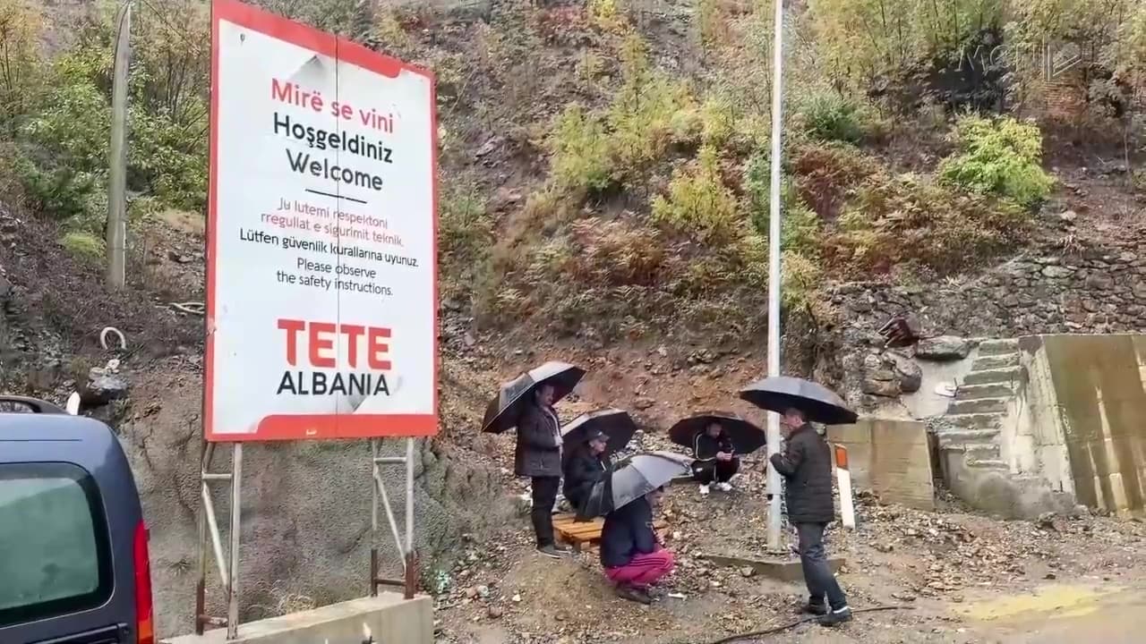 Dështojnë negociatat në Spaç / Kompania “Tete Albania” mungon në takim, minatorët vazhdojnë bojkotin (VIDEO)