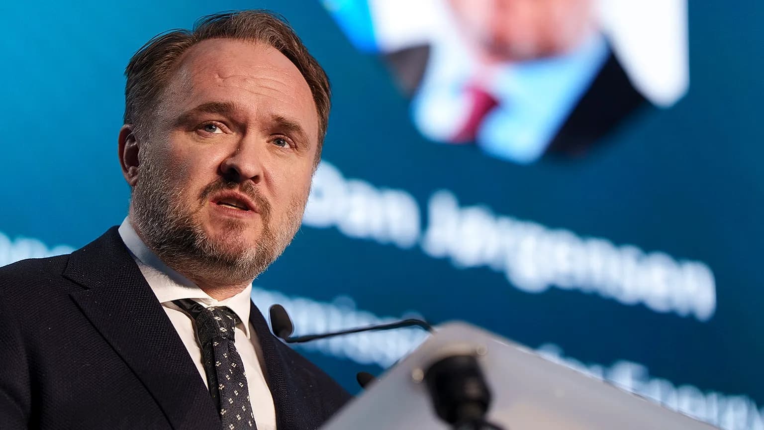 Varësia nga gazi dhe nafta ruse përfundon deri në vitin 2027/ Jorgensen: “Nuk kthehemi më pas te Moska” (VIDEO)