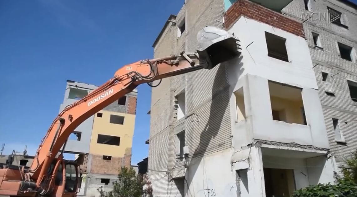 Abuzim me fondet e rindërtimit në Kombinat. Masa për pesë zyrtarë të Bashkisë Tiranë