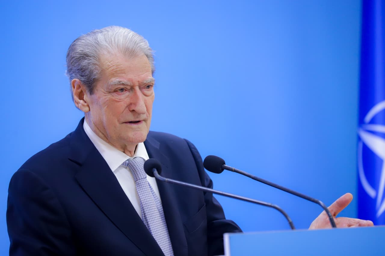 Paqja fiskale, Berisha: Mundësi ligjore për pastrimin e parave nga klanet e drogës dhe krimit