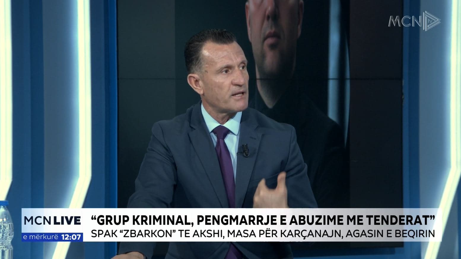 “Grup kriminal te AKSHI”/ Cakrani: Prokuroria të hetojë nga e morën informacionin Agasi dhe Beqiri që u arratisën (VIDEO)