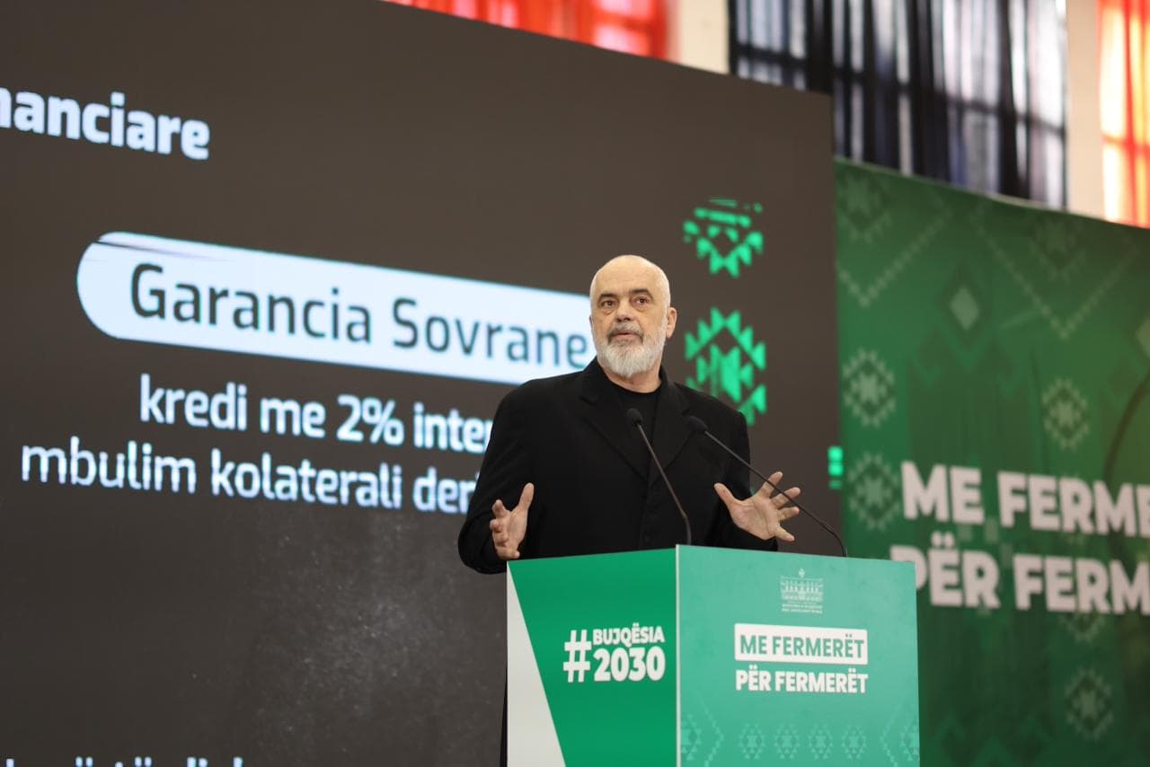 Rama me fermerët: Brenda vitit do të kemi Bankën shqiptare të Zhvillimit