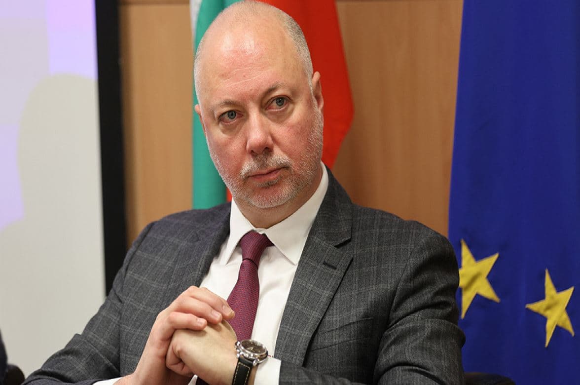 Protestat në Bullgari, dorëhiqet kryeministri Rosen Zhelyazkov 