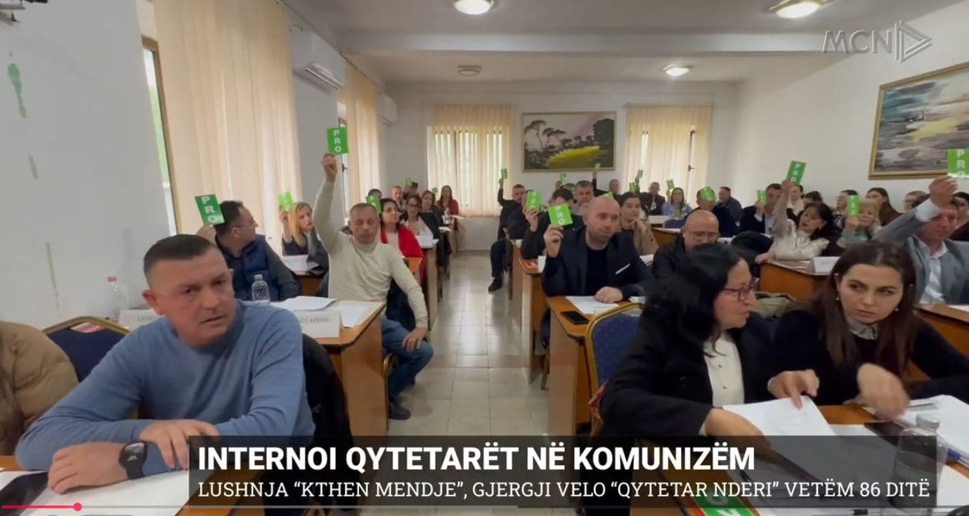 Internoi qytetarët në komunizëm/ Lushnja “kthen mendje”, Gjergji Velo “Qytetar Nderi” vetëm 86 ditë (VIDEO)