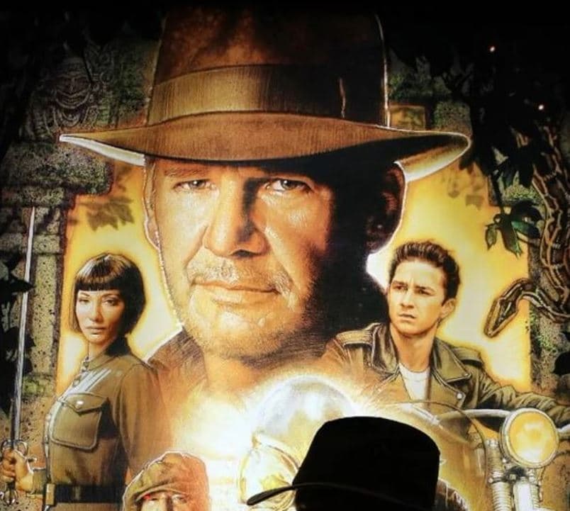 Kapelja e mbajtur te Indiana Jones shitet në ankand për një çmim rekord