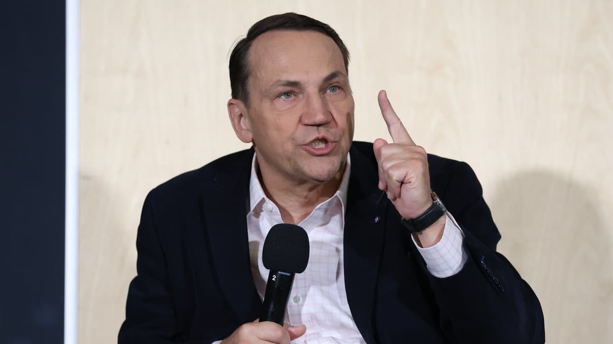 Musk thirrje për shpërbërje të BE-së/ Ministri polak: Shko në Mars! Atje lejohen përshendetjet naziste 