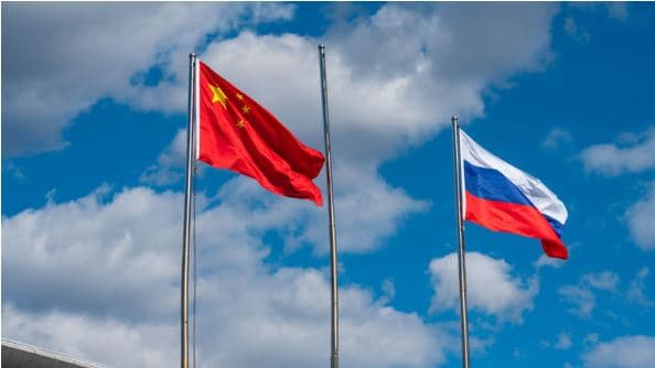 Rusia nënshkruan dekretin që lejon hyrjen pa viza për qytetarët kinezë