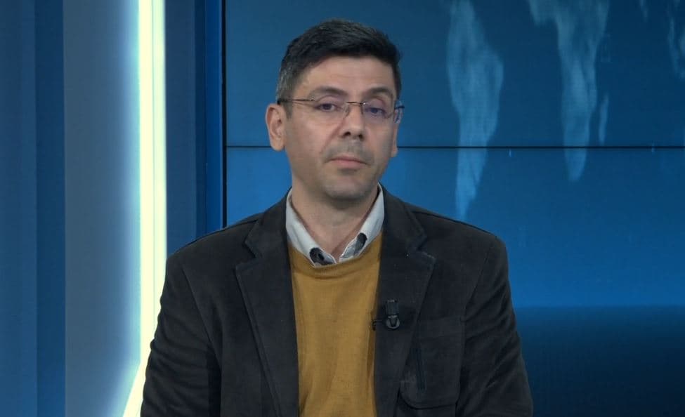 Dosja e AKSHI-t/ Kalemaj: Publikut i intereson se çfarë do bëhet me paratë që janë marrë. Edhe në filmat që i referohet Spiropali, nuk përfshihet shteti në pengmarrje