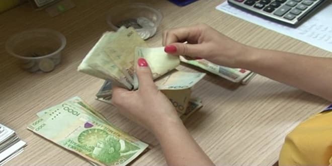 INSTAT: 50 për qind e të punësuarve nuk marrin më shumë se 52 mijë lekë në muaj