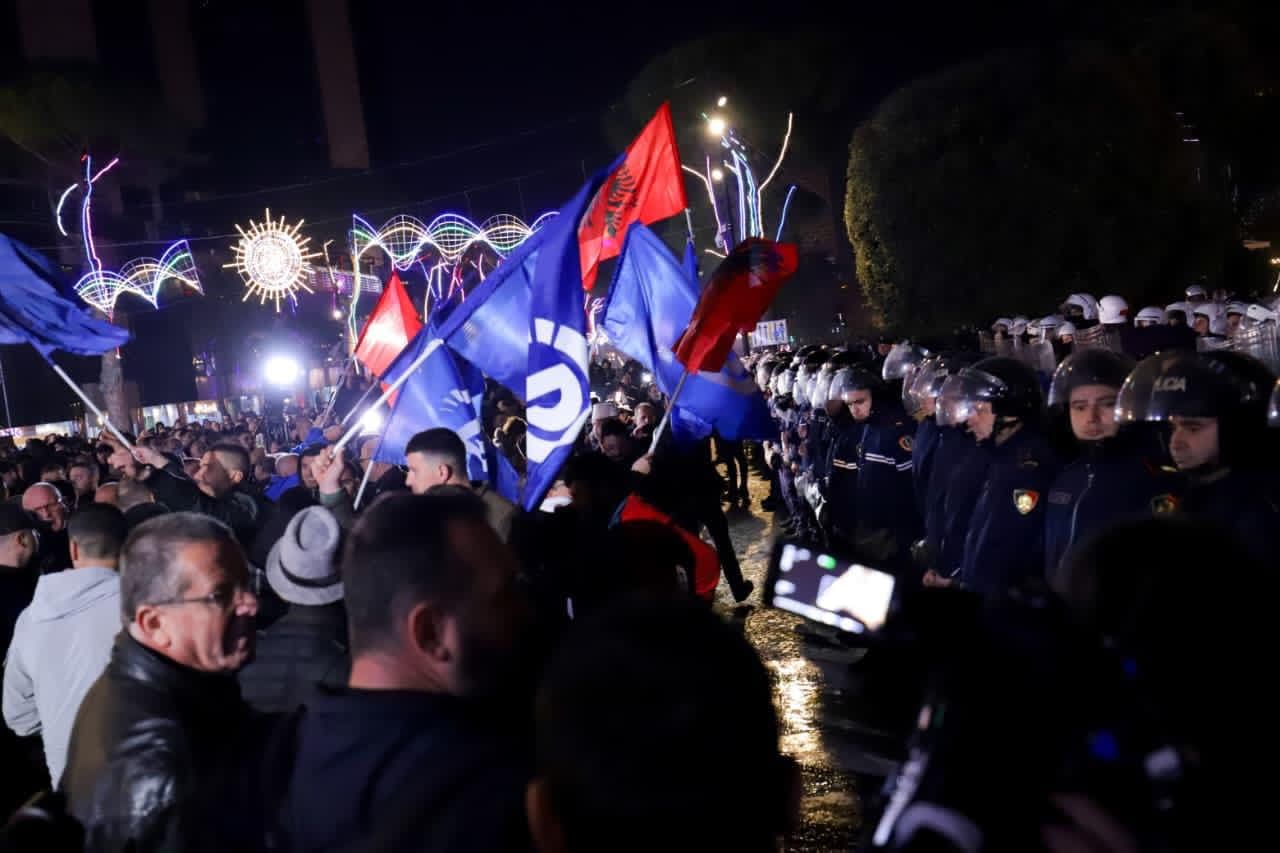 Foltorja e PD para Kryeministrisë, akset rrugore ku bllokohet qarkullimi