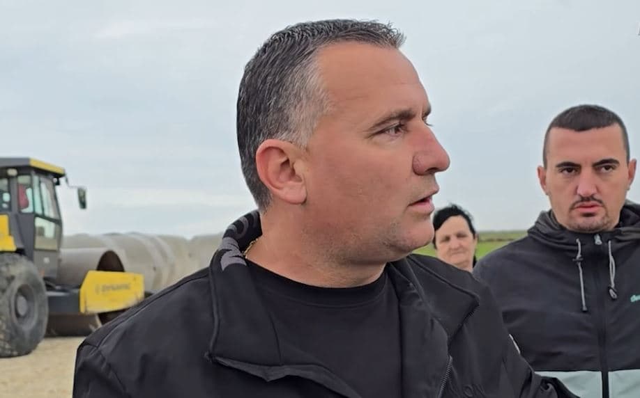 “Salillari na mori tokat”/ Banorët e Levanit në protestë: I kemi përfituar me ligjin 7501 (VIDEO) 