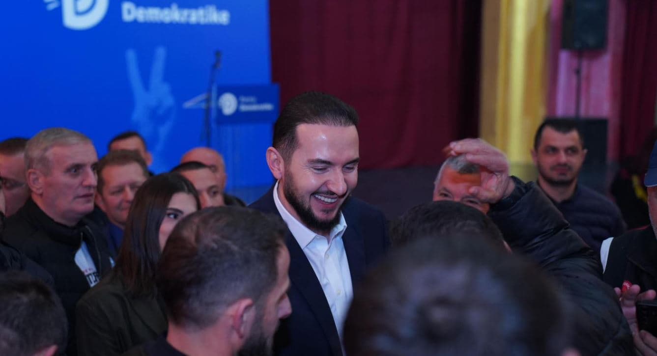 “Takimin e Elbasanit ia organizoi Suel Çela”/ Salianji i përgjigjet Berishës: Akuzat, dëshmi e mjerimit politik 