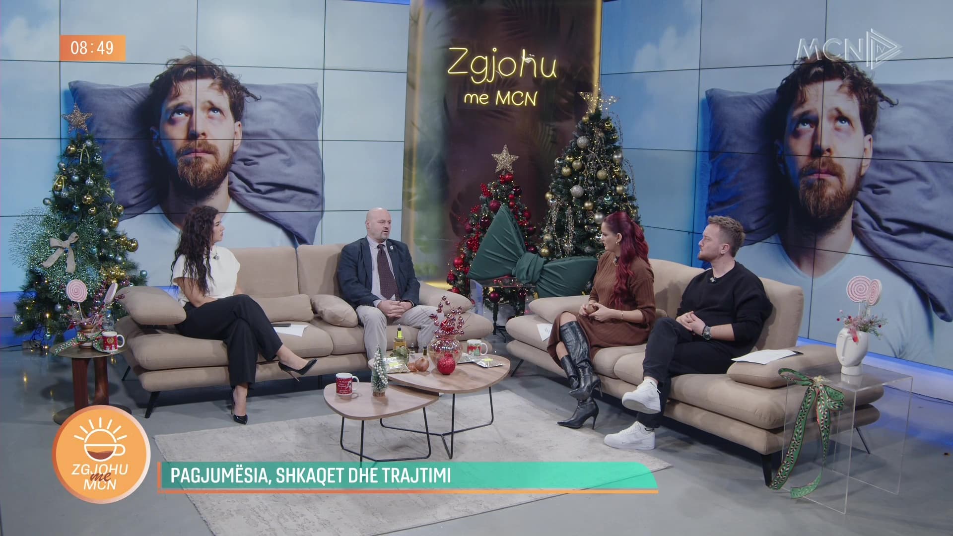 Kurat natyrale për një gjumë të qetë/ Herbalisti Gjeçi: Vendosni një kokërr qepë të prerë në fleta poshtë shputës së këmbës
