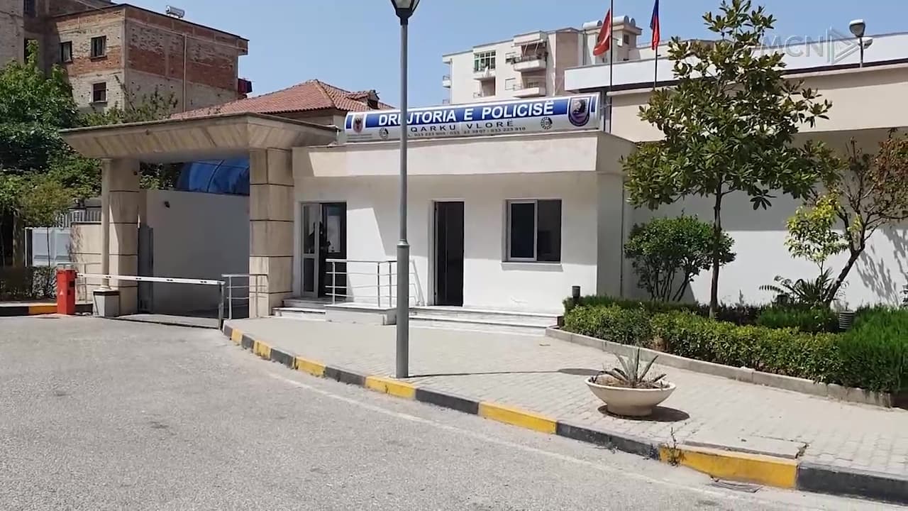 Peng për 70 mijë euro / Vlorë, tre të rinj rrëmbejnë kosovarin për borxhin nga pazaret e drogës (VIDEO)