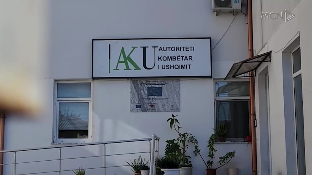 “Diambe” nën hetim nga Prokuroria / Rrjeti i supermarketeve shiste çokollata të kontaminuara me krimba (VIDEO)