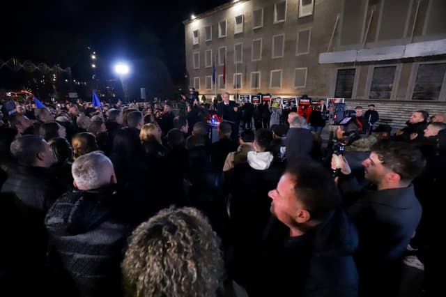 Tubimi i PD, rrugët ku bllokohet qarkullimi në Tiranë