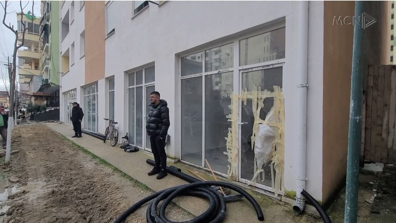 Durrës, humbën bizneset nga tërmeti. Pallati u rindërtua, por banorët nuk morën pronat që zotëronin