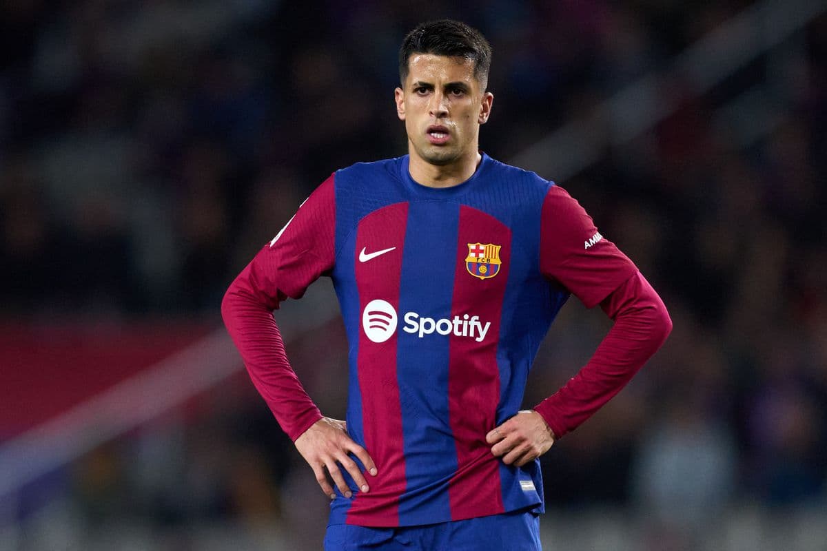 Joao Cancelo, rikthehet tek Barcelona