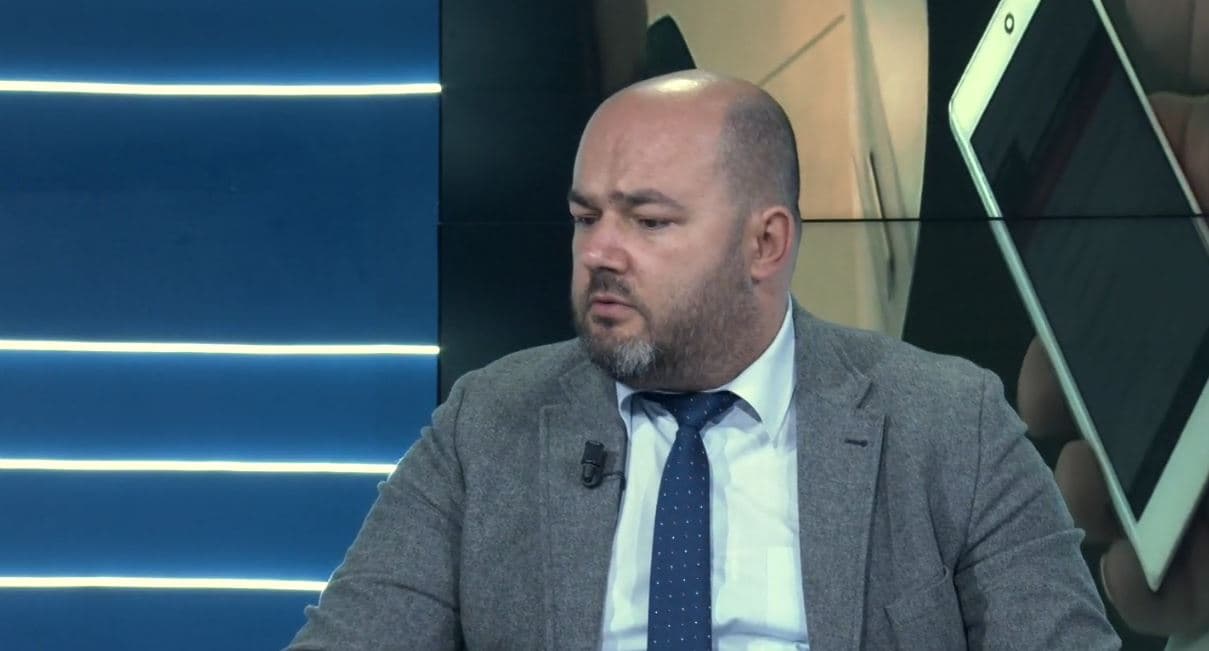 Skema e mashtrimit me Call Center, Logu: Në kullën ku u bë ndërhyrja ishte ambasada izraelite, nuk mund të funksiononte pa mbështetje nga politika (VIDEO)