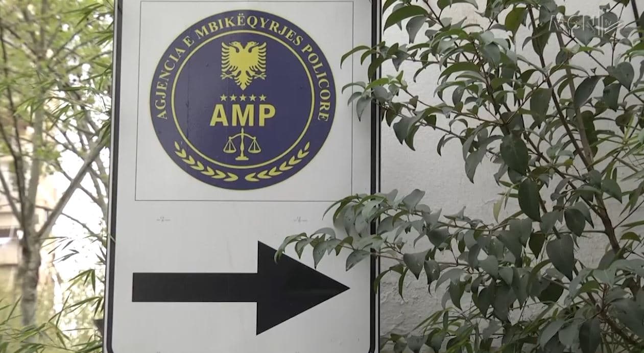 I morën 270 mijë lekë ryshfet qytetarit/ “Arrest shtëpie” për 3 policët, mes tyre shefi policisë Orikum (VIDEO)