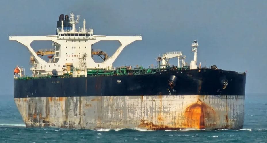 Rusia dërgon marinën për të ruajtur cisternën e naftës që ndiqet nga forcat amerikane