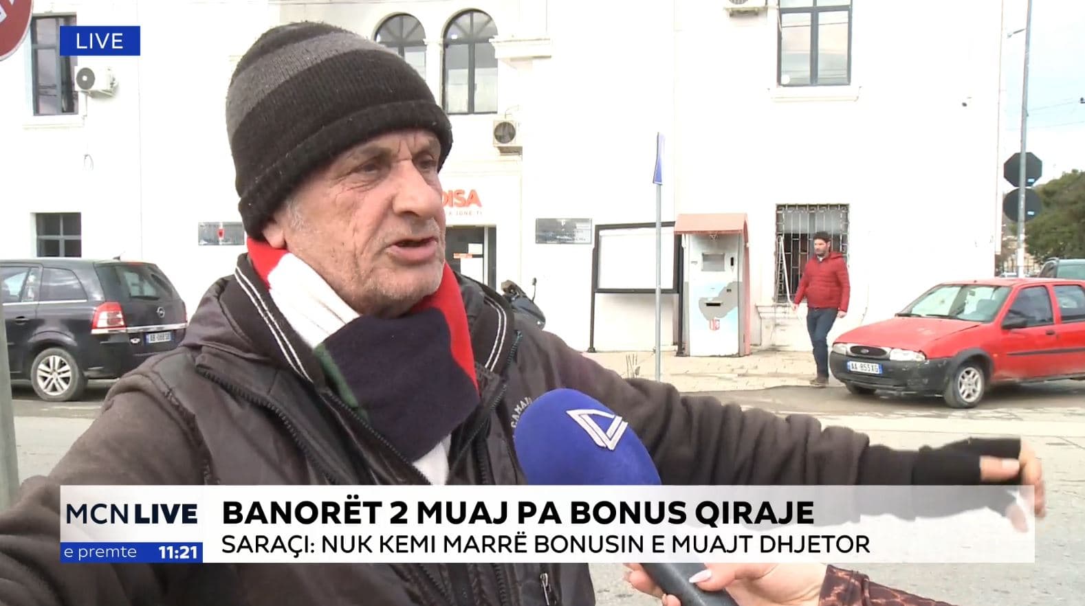 Banorët e Kombinatit dy muaj pa bonus qiraje për tërmetin: Na kanë kthyer në geto  (VIDEO)