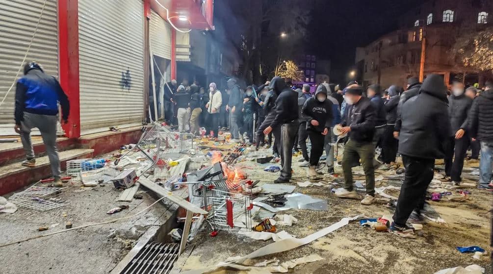 Vijojnë protestat në Teheran dhe qytete të tjera iraniane/ Qeveria ndërpret internetin