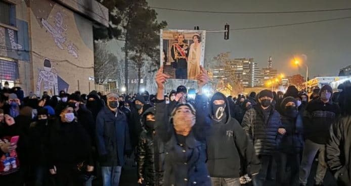 Ndërprerja e internetit në Iran tejkalon rekordin e protestave të vitit 2019