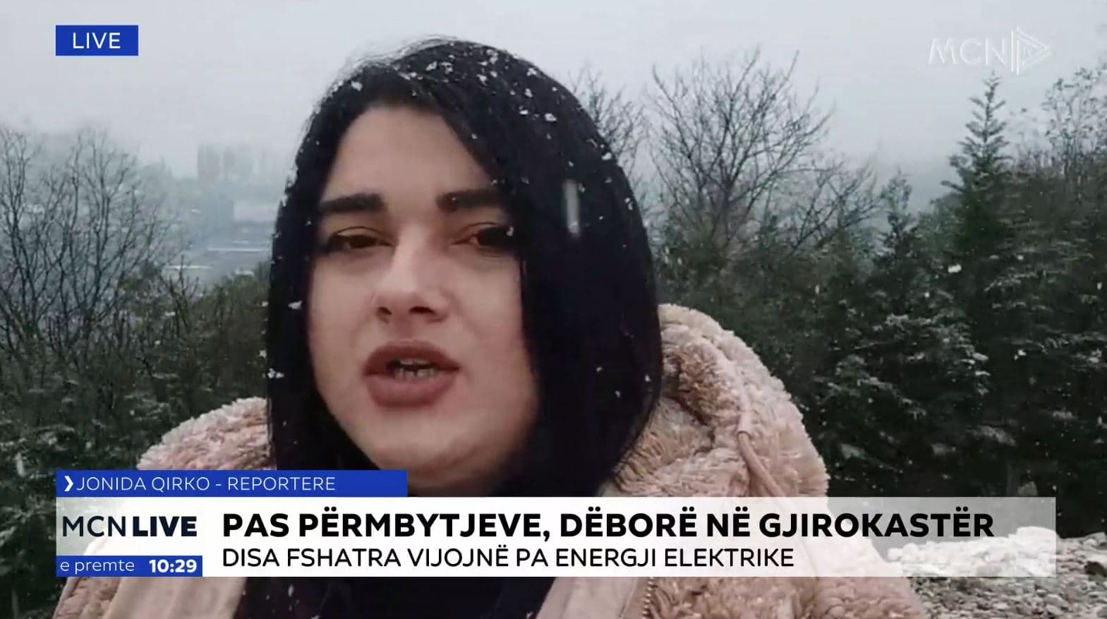 Pas shiut, Gjirokastra përfshihet nga dëbora/ Akset rrugore të bllokuara (VIDEO)