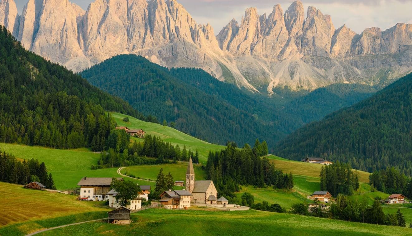 Instagrami detyron fshatin italian të vendosë kufizime për turistët e kishës ikonike