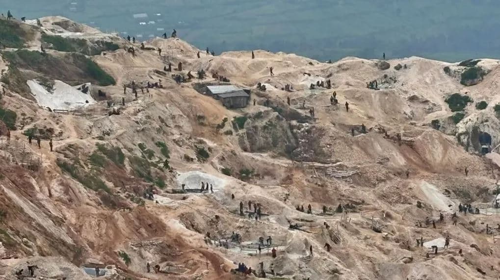 Mbi 200 të vdekur nga shembja në një minierë në Lindje të Kongos 