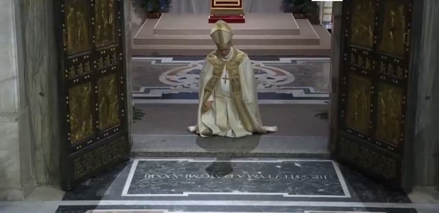 Papa Leo XIV mbyll “Derën e Shenjtë” në Shën Pjetër për t’i dhënë fund “Vitit Jubilar”