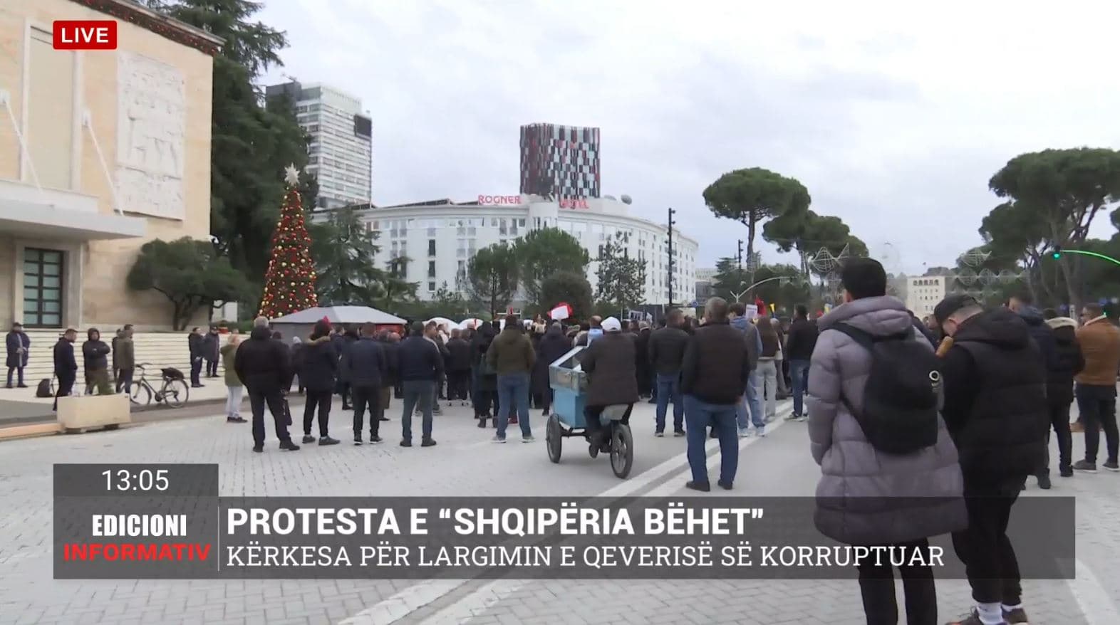 Shqipëria bëhet proteston para Kryeministrisë: Të largohet Rama dhe të krijohet qeveria tranzitore