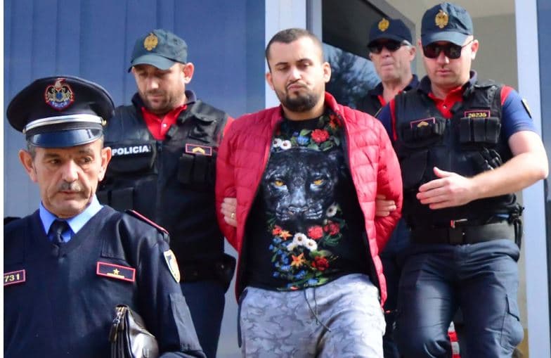 Trafikonin drogë/ Apeli i Posaçëm lë në burg Rexhep Rrajën dhe 7 anëtarët e tjerë të grupit