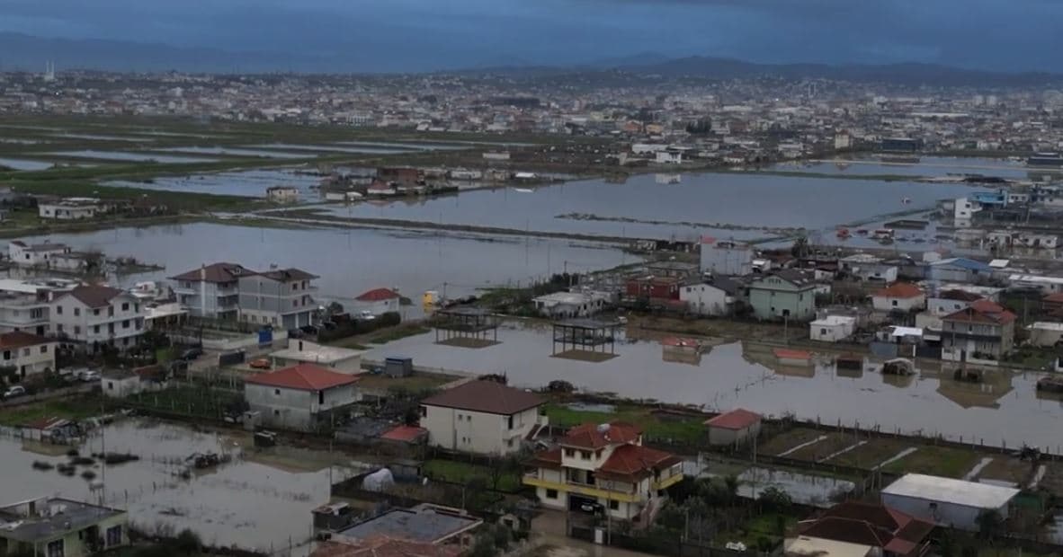 “Na mbyti shiu!/ Rama reagon për përmbytjet, fajëson opozitën (VIDEO)