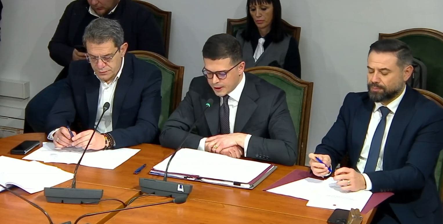Vengu: Rreziqet nuk lidhen më vetëm me armët klasike, por edhe me teknologjitë e reja. Duhen mekanizma më të fortë kontrolli