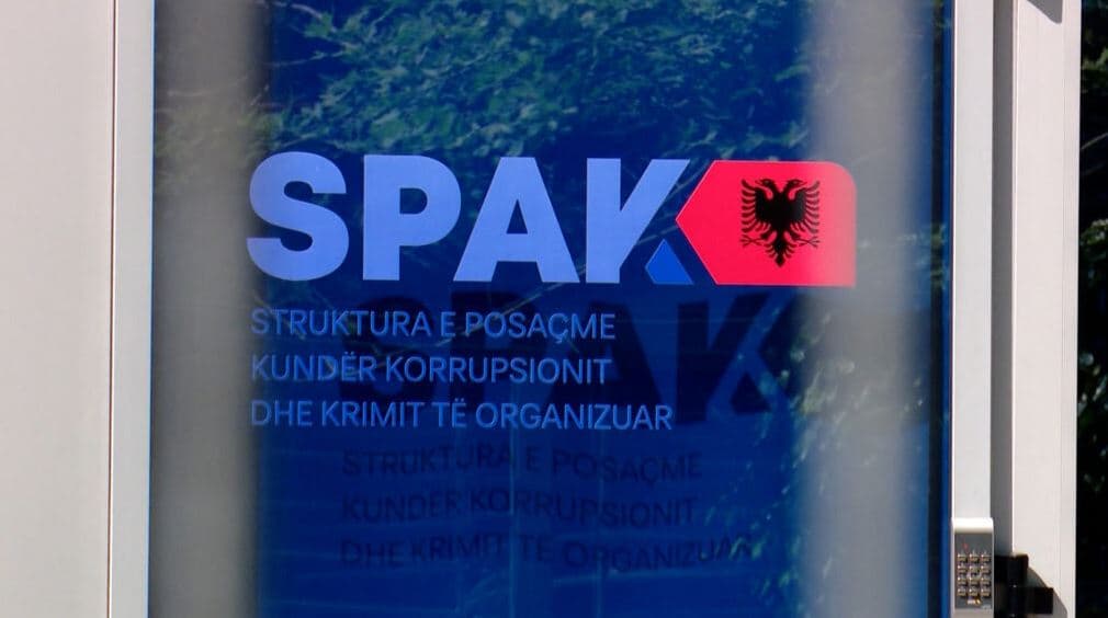   Agjentët e BKH-së, kontrolle në kompaninë e Klodian Allajbeut