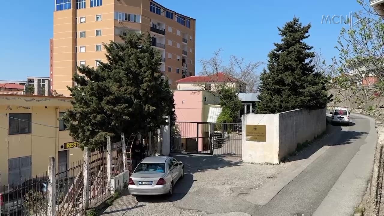 “Shfryhet” aksioni për kazinonë / Gjykata e Lezhës liron të vetmin të arrestuar (VIDEO)