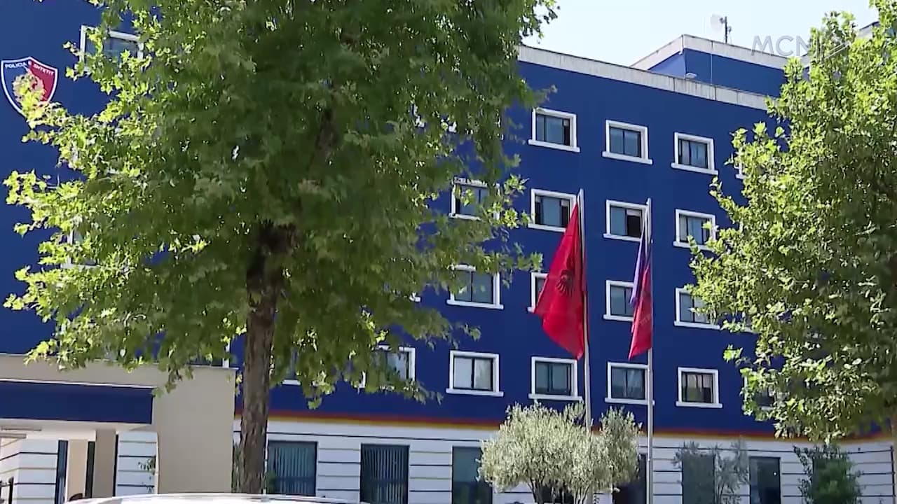 Rrokadë në Policinë e Shtetit / Largohen drejtorët, shkak përformanca e ulët (VIDEO)