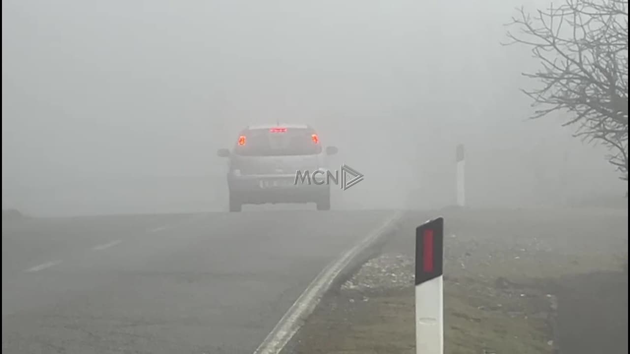 Reshjet e shiut krijojnë probleme në aksin Skuraj-Burrel (VIDEO)